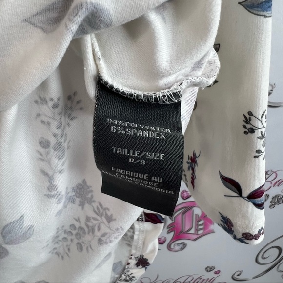 Suzy Shier shirt flowers leafs Floral Long Sleeve Top - Cream white red blue - Picture 10 of 12